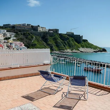 La Romantica - Corricella Exclusive Terrace *