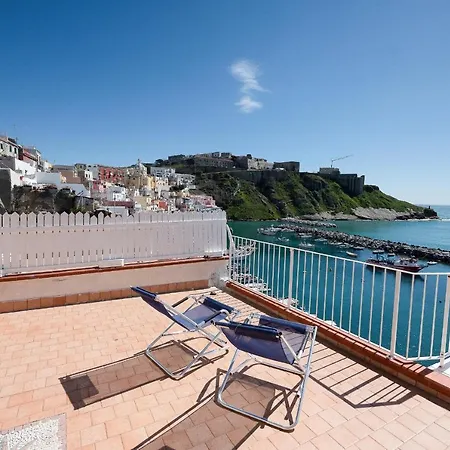 La Romantica - Corricella Exclusive Terrace Apartment