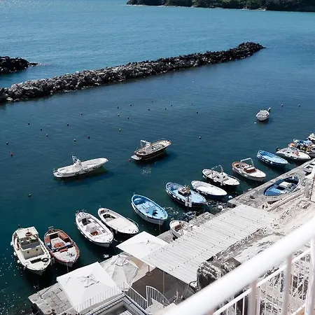 La Romantica - Corricella Exclusive Terrace Apartment Procida